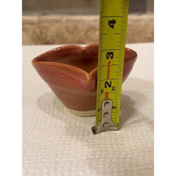 Handcrafted Heart-Shaped Ceramic Bowl - Picture 9 of 9